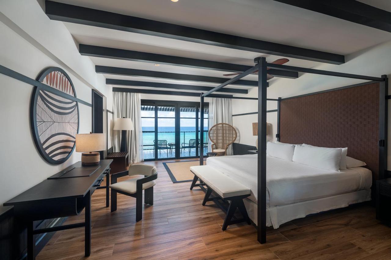 Ocean Eden Bay (Adults Only) Hotel Spring Rises Bagian luar foto A guest room at the hotel