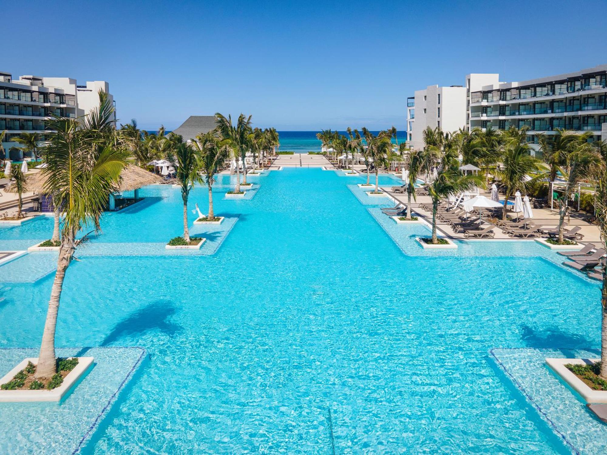 Ocean Eden Bay (Adults Only) Hotel Spring Rises Bagian luar foto The Grand at Moon Palace