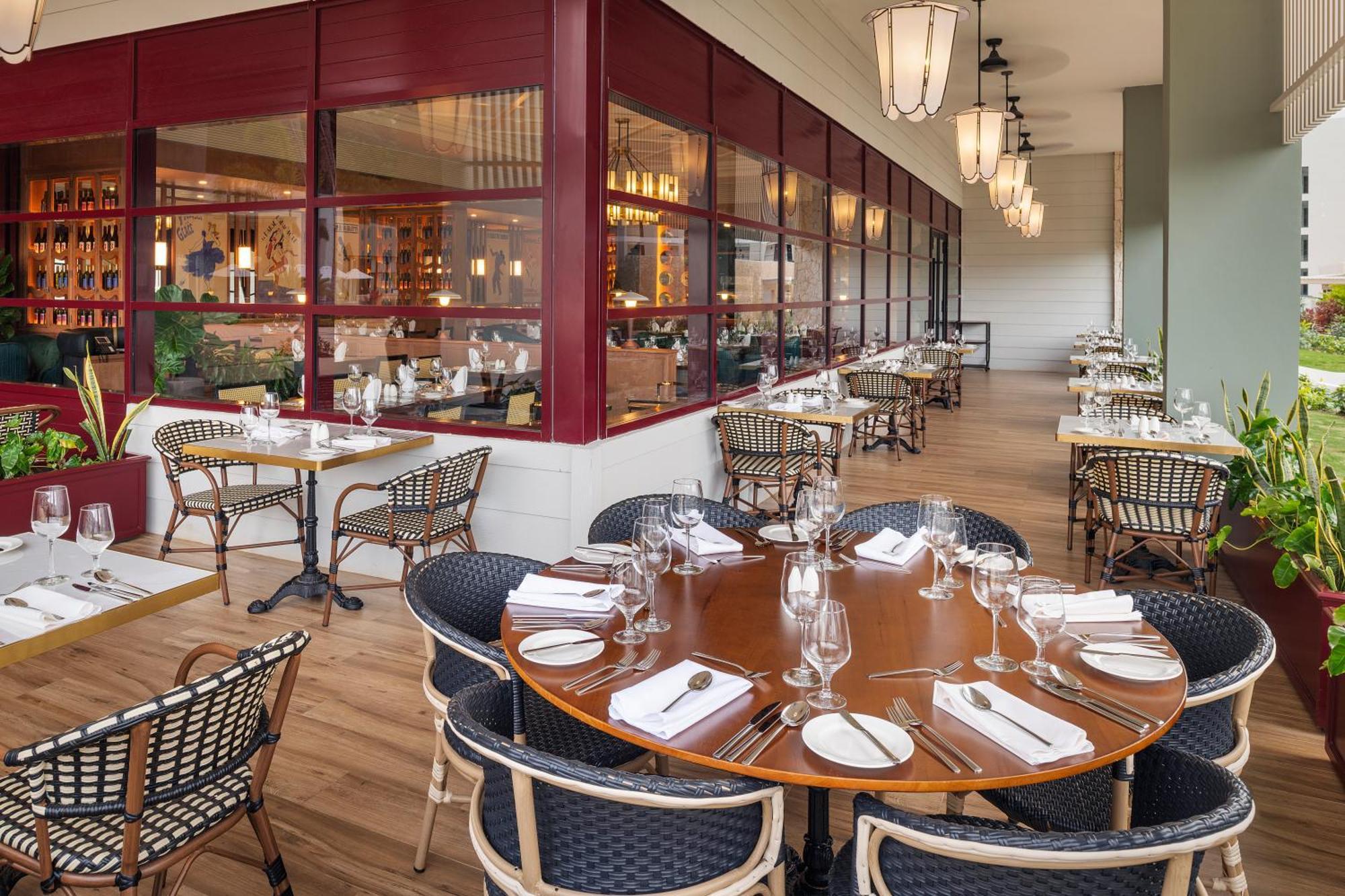 Ocean Eden Bay (Adults Only) Hotel Spring Rises Bagian luar foto The restaurant